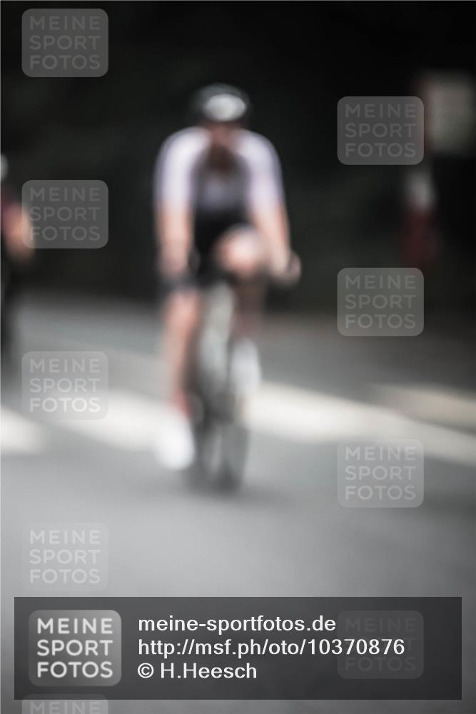 13.09.2026 - Stadtparktriathlon H.Heesch http://msf.ph/oto/10370876 13.09.2026 10:20:28 Radfahren 308, 334, 335, 381, 383, 385, 452 meine-sportfotos.de