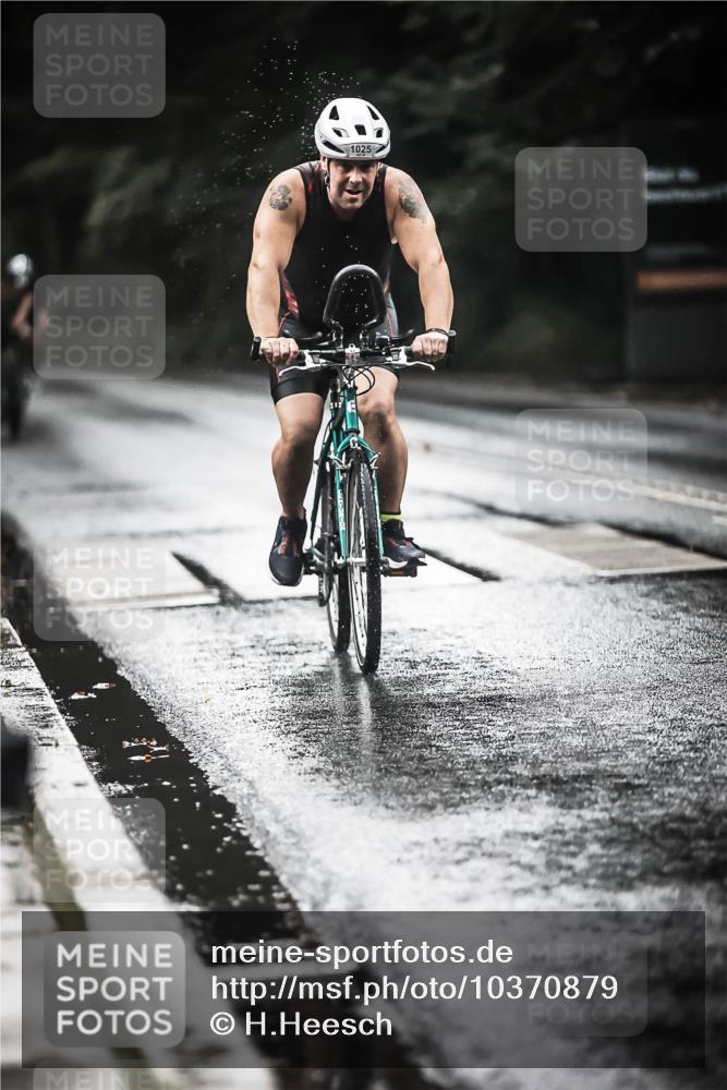 13.09.2026 - Stadtparktriathlon H.Heesch http://msf.ph/oto/10370879 13.09.2026 12:06:25 Radfahren 823, 886, 903, 911, 934, 998, 1007, 1025, 1045 meine-sportfotos.de