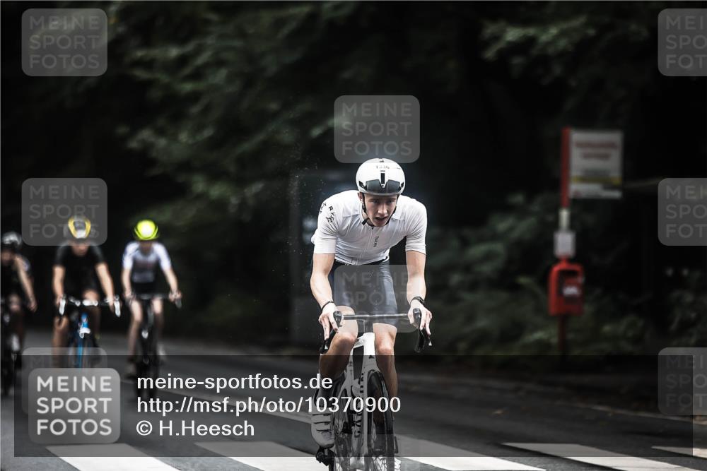 13.09.2026 - Stadtparktriathlon H.Heesch http://msf.ph/oto/10370900 13.09.2026 13:25:18 Radfahren 1211, 1319, 1336, 1362, 1368, 1375, 1383, 1405, 1491, 1492, 1527 meine-sportfotos.de