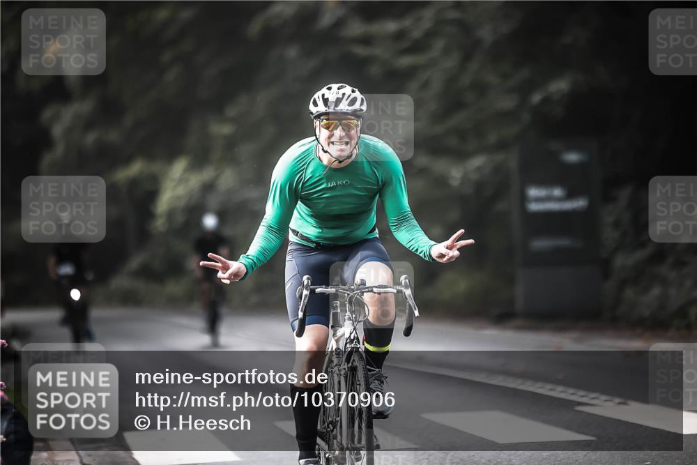 13.09.2026 - Stadtparktriathlon H.Heesch http://msf.ph/oto/10370906 13.09.2026 10:50:26 Radfahren 478, 480 meine-sportfotos.de