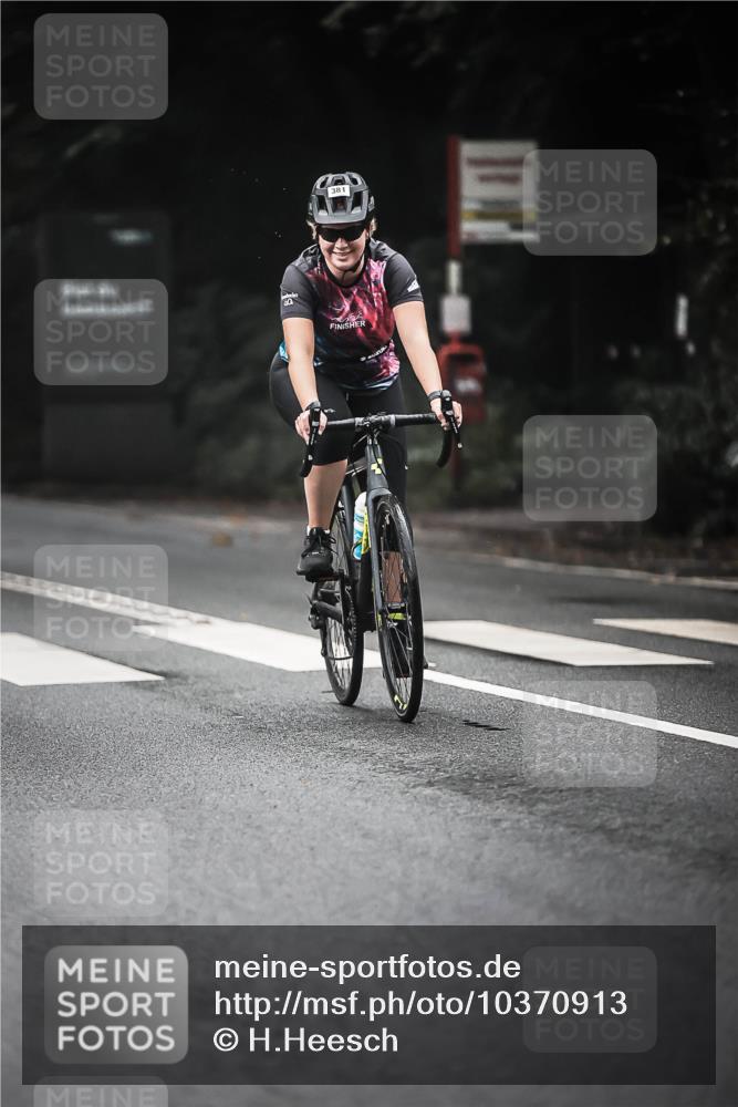 13.09.2026 - Stadtparktriathlon H.Heesch http://msf.ph/oto/10370913 13.09.2026 10:20:29 Radfahren 308, 334, 335, 381, 383, 452 meine-sportfotos.de