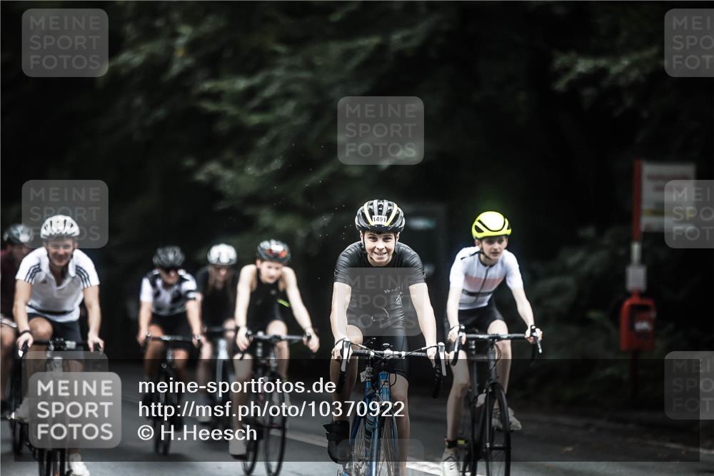 13.09.2026 - Stadtparktriathlon H.Heesch http://msf.ph/oto/10370922 13.09.2026 13:25:19 Radfahren 1211, 1319, 1324, 1336, 1362, 1368, 1375, 1383, 1405, 1491, 1492, 1527 meine-sportfotos.de