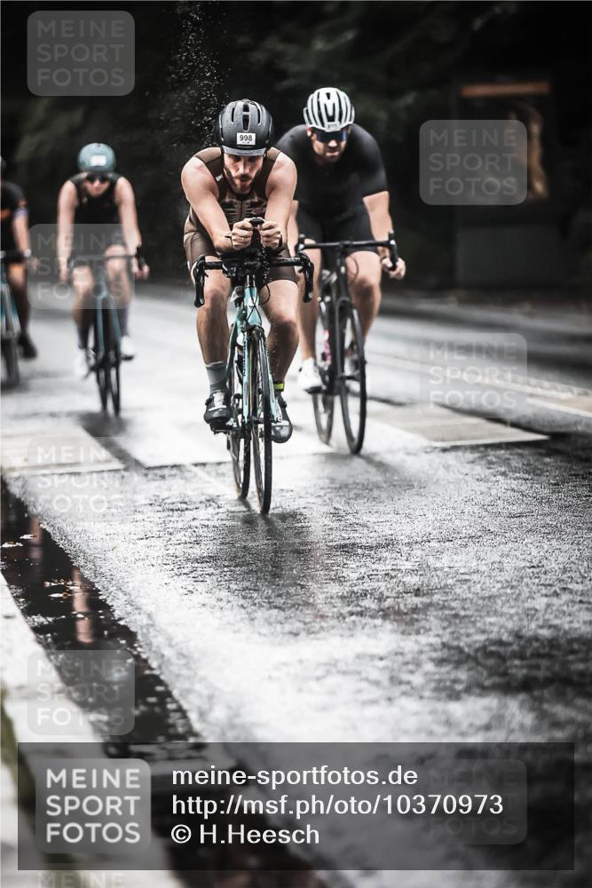 13.09.2026 - Stadtparktriathlon H.Heesch http://msf.ph/oto/10370973 13.09.2026 12:06:29 Radfahren 823, 886, 911, 934, 998, 1025, 1049 meine-sportfotos.de