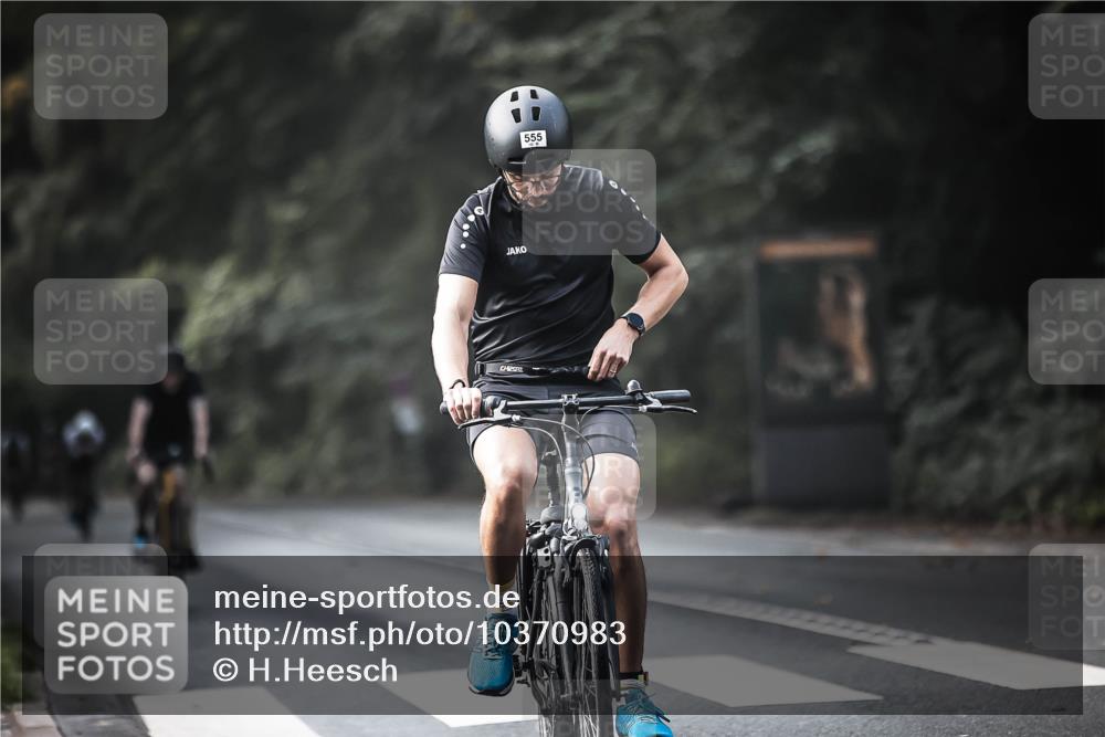 13.09.2026 - Stadtparktriathlon H.Heesch http://msf.ph/oto/10370983 13.09.2026 10:50:33 Radfahren 478, 480, 509, 555, 583 meine-sportfotos.de