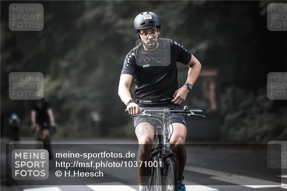 13.09.2026 - Stadtparktriathlon H.Heesch http://msf.ph/oto/10371001 13.09.2026 10:50:33 Radfahren 478, 480, 509, 555, 583 meine-sportfotos.de