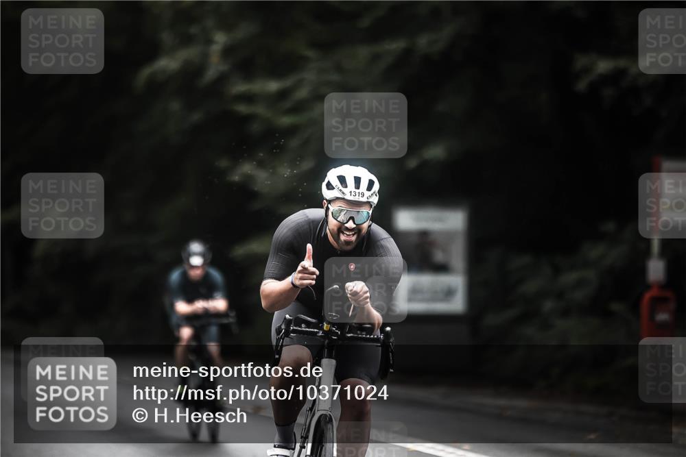13.09.2026 - Stadtparktriathlon H.Heesch http://msf.ph/oto/10371024 13.09.2026 13:25:24 Radfahren 1211, 1319, 1324, 1362, 1368, 1370, 1375, 1383, 1405, 1491, 1492, 1527 meine-sportfotos.de