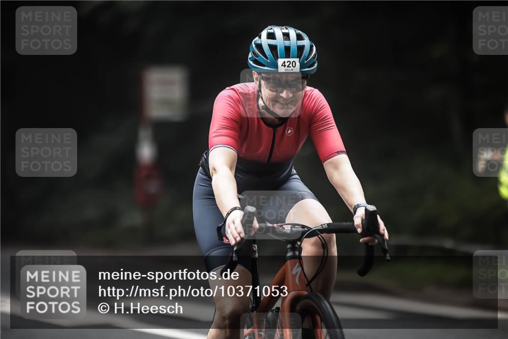 13.09.2026 - Stadtparktriathlon H.Heesch http://msf.ph/oto/10371053 13.09.2026 10:20:44 Radfahren 223, 419, 420 meine-sportfotos.de