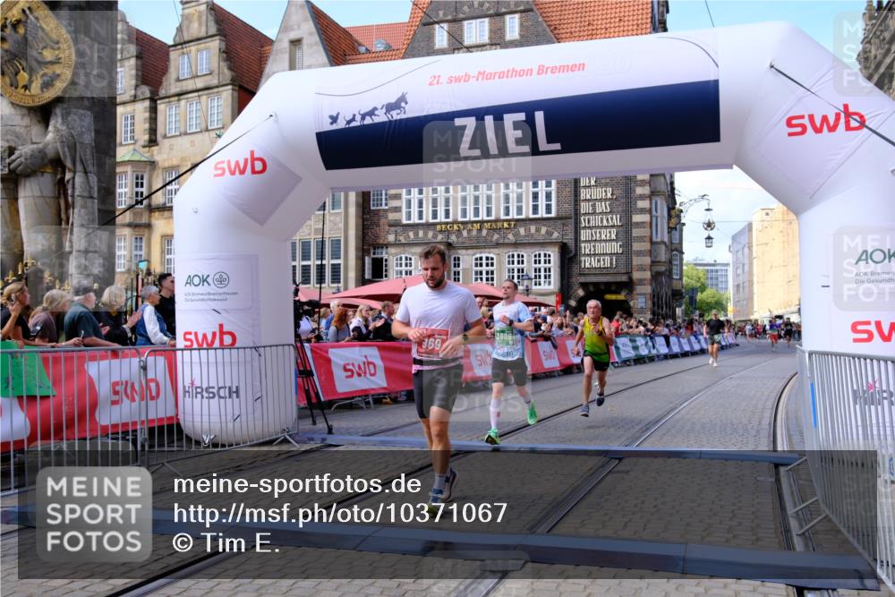 13.09.2026 - 21. swb-Marathon Bremen Tim E. http://msf.ph/oto/10371067 13.09.2026 13:08:36 Ziel 339, 678, 1335, 1696, 2098, 2266, 2844, 3808, 4247, 5594, 8655, 9582 meine-sportfotos.de