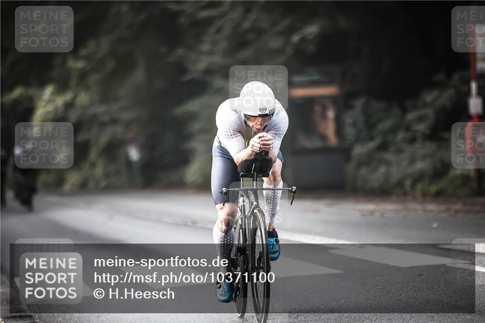 13.09.2026 - Stadtparktriathlon H.Heesch http://msf.ph/oto/10371100 13.09.2026 10:50:37 Radfahren 437, 509, 536, 540, 555, 583 meine-sportfotos.de