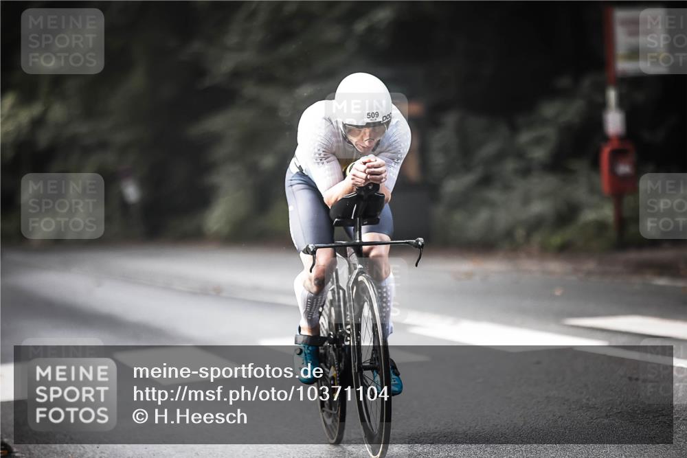 13.09.2026 - Stadtparktriathlon H.Heesch http://msf.ph/oto/10371104 13.09.2026 10:50:37 Radfahren 437, 509, 536, 540, 555, 583 meine-sportfotos.de