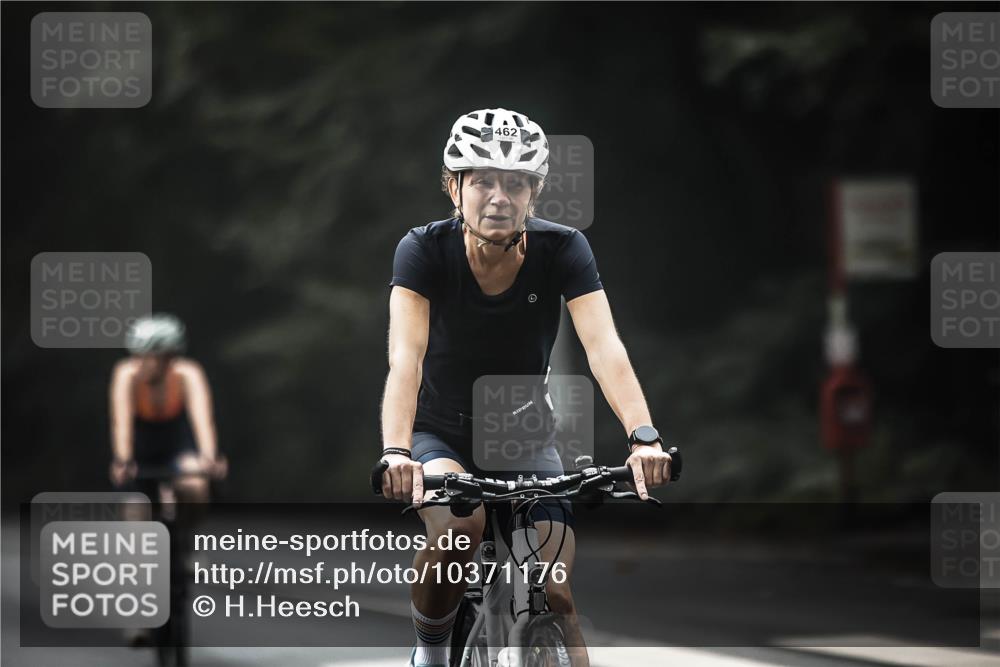 13.09.2026 - Stadtparktriathlon H.Heesch http://msf.ph/oto/10371176 13.09.2026 10:20:52 Radfahren 223, 354, 357, 419, 428, 429, 460, 462 meine-sportfotos.de