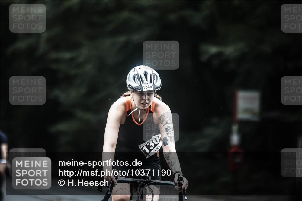 13.09.2026 - Stadtparktriathlon H.Heesch http://msf.ph/oto/10371190 13.09.2026 13:25:39 Radfahren 1304, 1358, 1395, 1396, 1475, 1486 meine-sportfotos.de