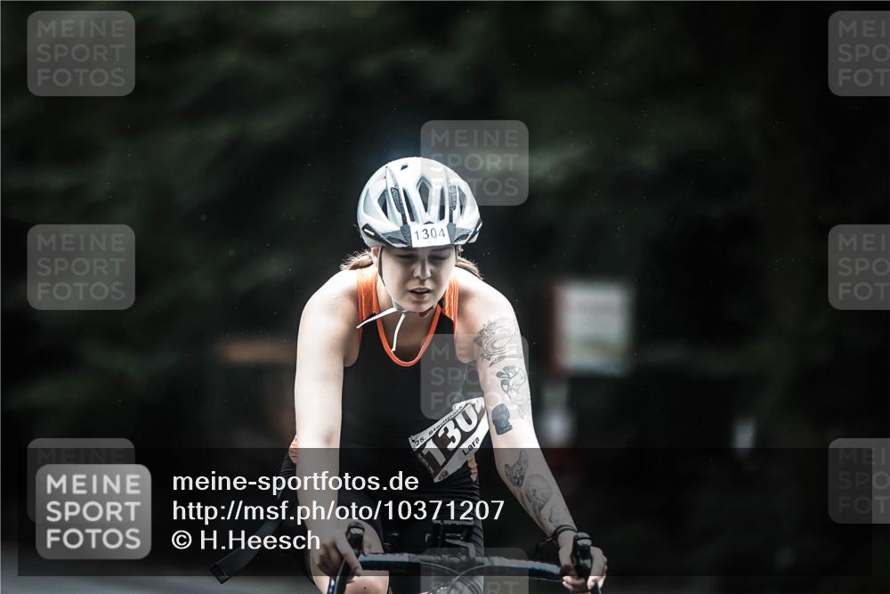 13.09.2026 - Stadtparktriathlon H.Heesch http://msf.ph/oto/10371207 13.09.2026 13:25:39 Radfahren 1304, 1358, 1395, 1396, 1475, 1486 meine-sportfotos.de