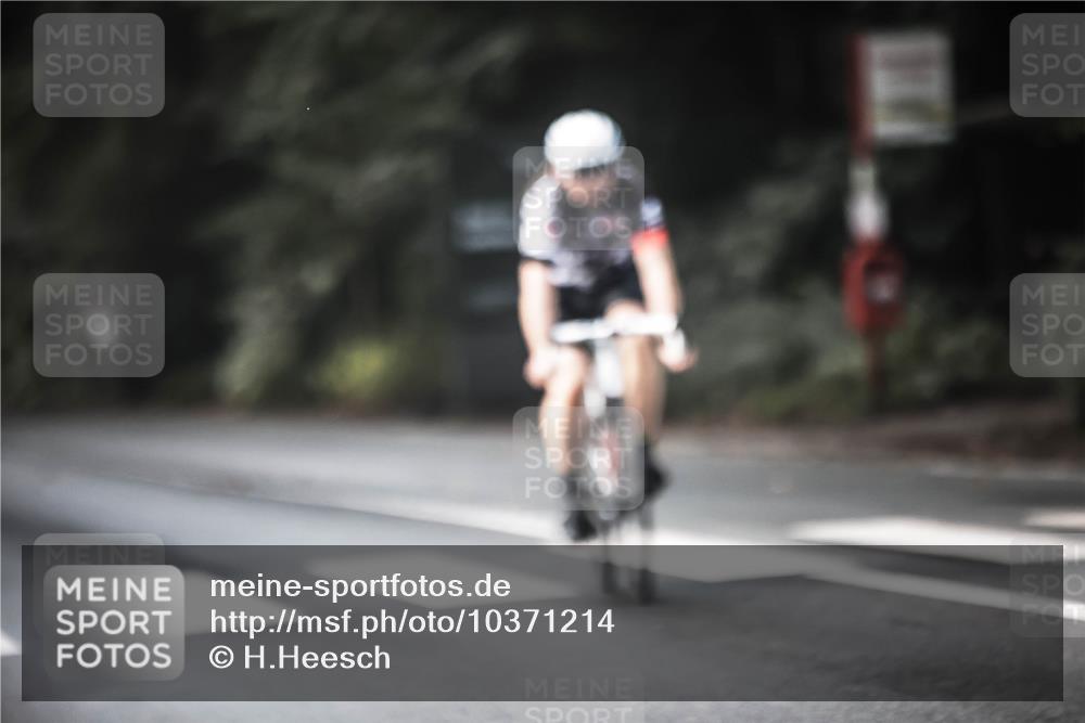 13.09.2026 - Stadtparktriathlon H.Heesch http://msf.ph/oto/10371214 13.09.2026 10:50:43 Radfahren 437, 508, 509, 530, 536, 540 meine-sportfotos.de