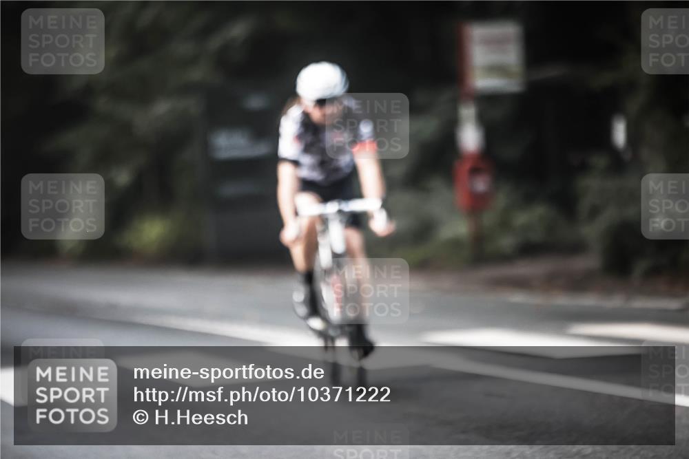 13.09.2026 - Stadtparktriathlon H.Heesch http://msf.ph/oto/10371222 13.09.2026 10:50:44 Radfahren 366, 437, 508, 530, 536, 540 meine-sportfotos.de