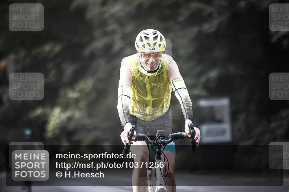 13.09.2026 - Stadtparktriathlon H.Heesch http://msf.ph/oto/10371256 13.09.2026 10:50:46 Radfahren 366, 437, 508, 530, 536, 540 meine-sportfotos.de