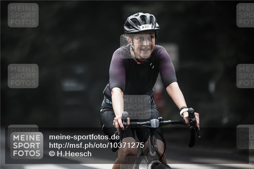 13.09.2026 - Stadtparktriathlon H.Heesch http://msf.ph/oto/10371275 13.09.2026 10:20:56 Radfahren 298, 354, 357, 386, 428, 429, 460, 462 meine-sportfotos.de