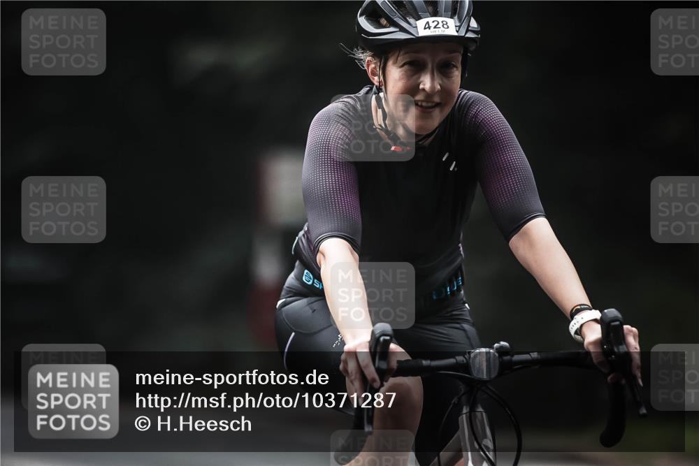 13.09.2026 - Stadtparktriathlon H.Heesch http://msf.ph/oto/10371287 13.09.2026 10:20:56 Radfahren 298, 354, 357, 386, 428, 429, 460, 462 meine-sportfotos.de