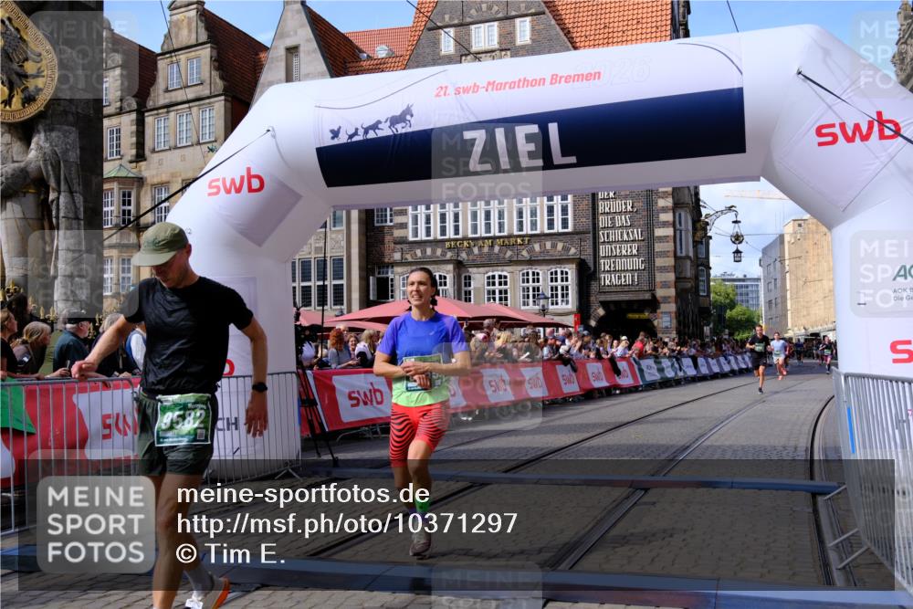 13.09.2026 - 21. swb-Marathon Bremen Tim E. http://msf.ph/oto/10371297 13.09.2026 13:08:45 Ziel 339, 678, 1335, 1696, 4082, 4247, 4888, 5424, 8655, 9084, 9582 meine-sportfotos.de