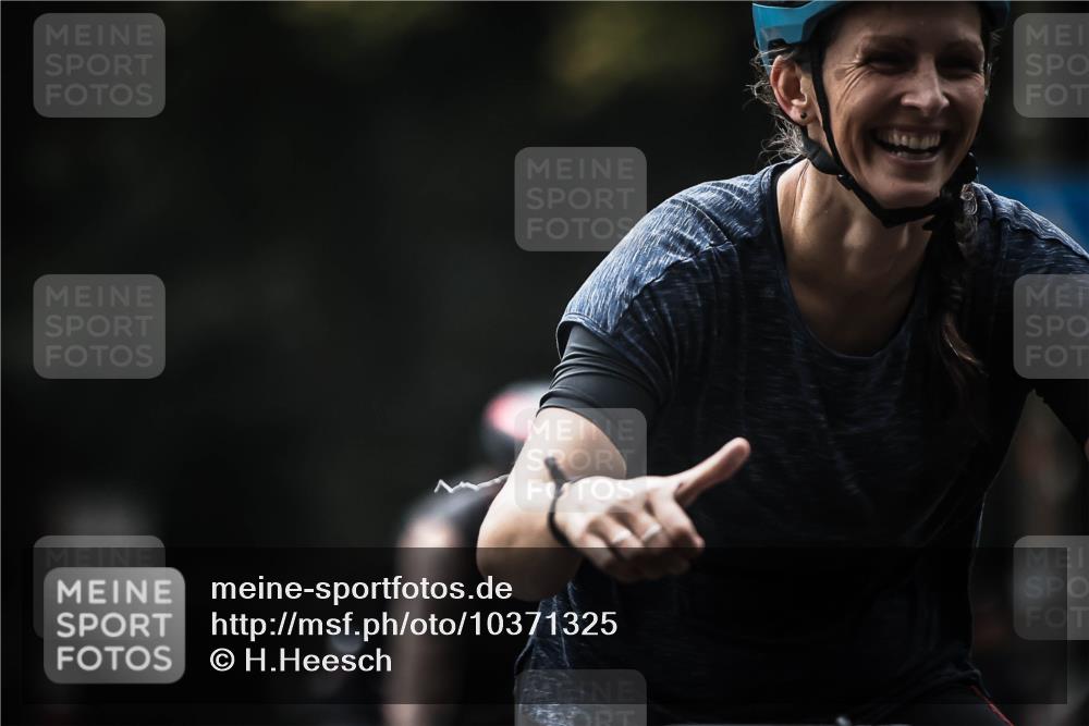13.09.2026 - Stadtparktriathlon H.Heesch http://msf.ph/oto/10371325 13.09.2026 10:20:59 Radfahren 298, 324, 354, 357, 386, 428, 429 meine-sportfotos.de