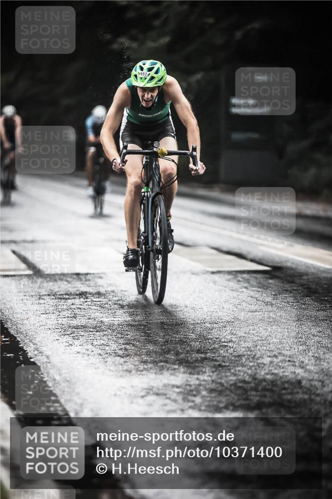 13.09.2026 - Stadtparktriathlon H.Heesch http://msf.ph/oto/10371400 13.09.2026 12:07:04 Radfahren 803, 816, 830, 851, 902, 957, 1035, 1061 meine-sportfotos.de
