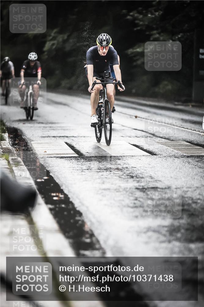 13.09.2026 - Stadtparktriathlon H.Heesch http://msf.ph/oto/10371438 13.09.2026 12:07:05 Radfahren 803, 816, 830, 851, 902, 957, 1035, 1061 meine-sportfotos.de