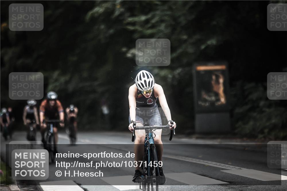 13.09.2026 - Stadtparktriathlon H.Heesch http://msf.ph/oto/10371459 13.09.2026 13:26:09 Radfahren 1349, 1442, 1463, 1472, 1512 meine-sportfotos.de