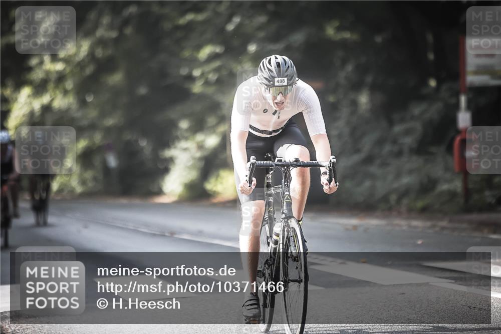 13.09.2026 - Stadtparktriathlon H.Heesch http://msf.ph/oto/10371466 13.09.2026 10:51:00 Radfahren 387, 401, 431, 444, 481, 488, 562 meine-sportfotos.de