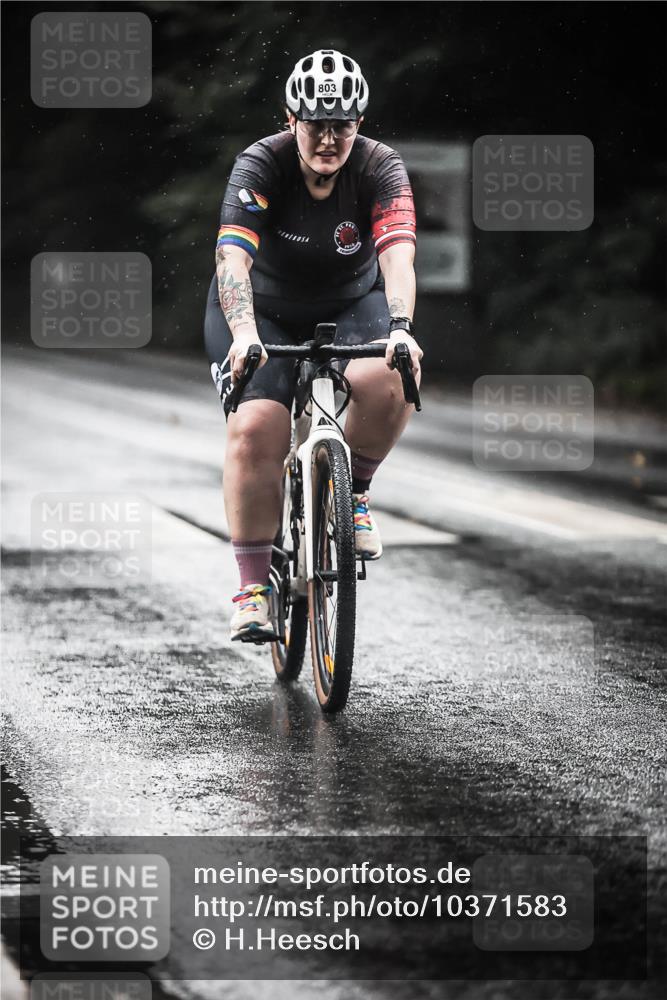 13.09.2026 - Stadtparktriathlon H.Heesch http://msf.ph/oto/10371583 13.09.2026 12:07:09 Radfahren 803, 830, 851, 902, 957, 1035, 1057, 1061 meine-sportfotos.de