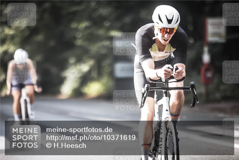 13.09.2026 - Stadtparktriathlon H.Heesch http://msf.ph/oto/10371619 13.09.2026 10:51:17 Radfahren 364, 534, 556 meine-sportfotos.de