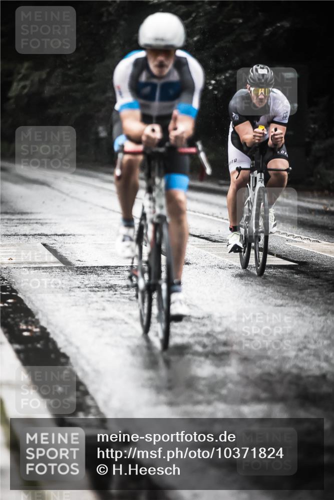 13.09.2026 - Stadtparktriathlon H.Heesch http://msf.ph/oto/10371824 13.09.2026 12:07:19 Radfahren 971, 975, 1055 meine-sportfotos.de