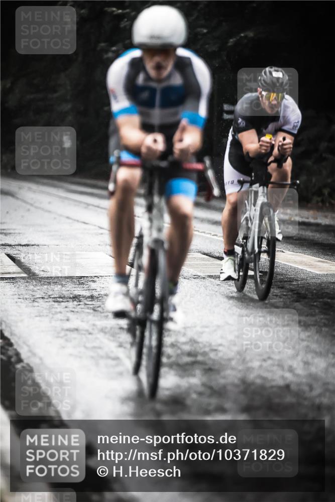 13.09.2026 - Stadtparktriathlon H.Heesch http://msf.ph/oto/10371829 13.09.2026 12:07:19 Radfahren 971, 975, 1055 meine-sportfotos.de