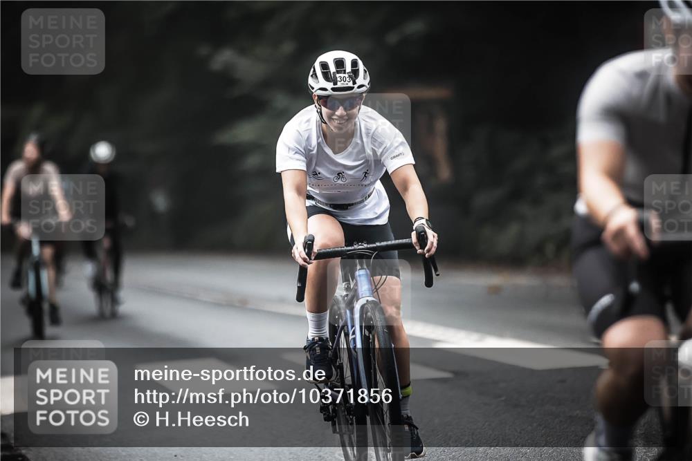 13.09.2026 - Stadtparktriathlon H.Heesch http://msf.ph/oto/10371856 13.09.2026 10:21:33 Radfahren 220, 239, 268, 294, 296, 303, 304, 321, 326, 401, 410, 413 meine-sportfotos.de