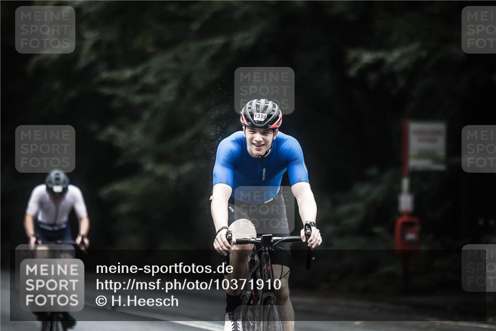 13.09.2026 - Stadtparktriathlon H.Heesch http://msf.ph/oto/10371910 13.09.2026 13:26:56 Radfahren 1339, 1340, 1367, 1393, 1438, 1439 meine-sportfotos.de