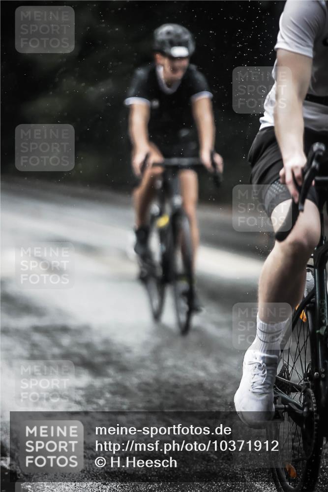 13.09.2026 - Stadtparktriathlon H.Heesch http://msf.ph/oto/10371912 13.09.2026 12:07:27 Radfahren 838, 917, 978, 1011, 1031 meine-sportfotos.de
