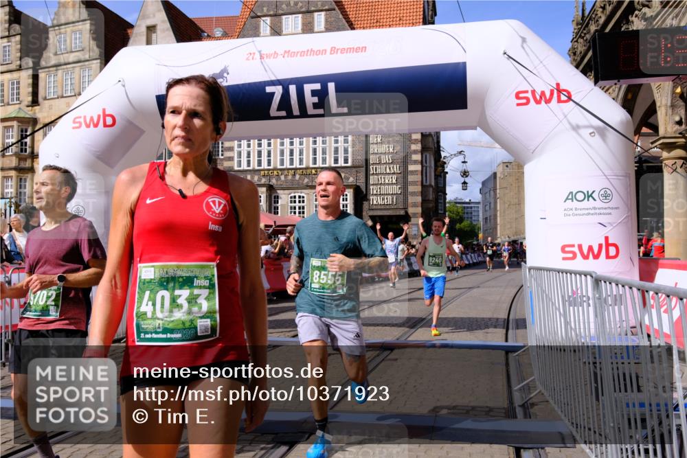 13.09.2026 - 21. swb-Marathon Bremen Tim E. http://msf.ph/oto/10371923 13.09.2026 13:09:07 Ziel 1925, 3110, 3276, 3330, 4033, 5377, 5517, 5636, 5696, 6842, 6906, 7064, 7121, 8555, 9240, 9411, 9702, 9867, 9906, 9911 meine-sportfotos.de
