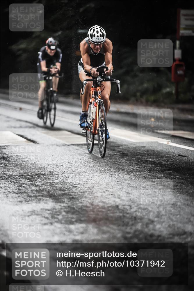 13.09.2026 - Stadtparktriathlon H.Heesch http://msf.ph/oto/10371942 13.09.2026 12:07:28 Radfahren 832, 838, 917, 978, 1011, 1031 meine-sportfotos.de