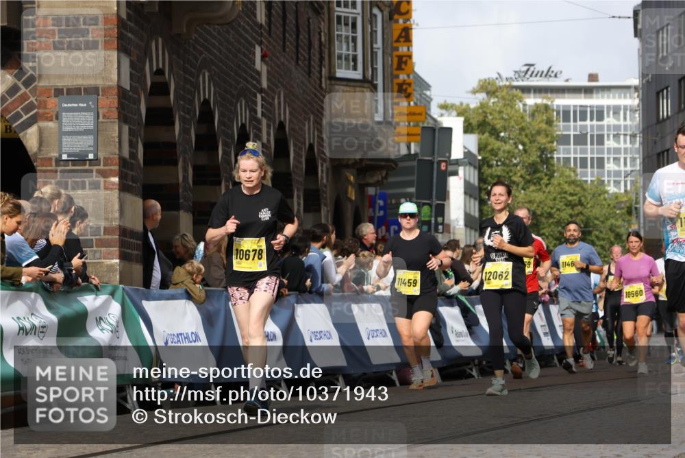 13.09.2026 - 21. swb-Marathon Bremen Strokosch-Dieckow http://msf.ph/oto/10371943 13.09.2026 11:01:29 Ziel 10428, 10639, 10892, 10964, 10965, 11049, 11116, 11260, 11306, 11428, 11681, 11682, 11751, 11813, 11816, 11850, 12085, 12241, 12245, 12283, 12390, 12391, 10181, 10251, 10332, 10497, 11075, 11150, 11305, 11324, 11486, 11550, 11551, 11668, 11747, 11985, 11986 meine-sportfotos.de