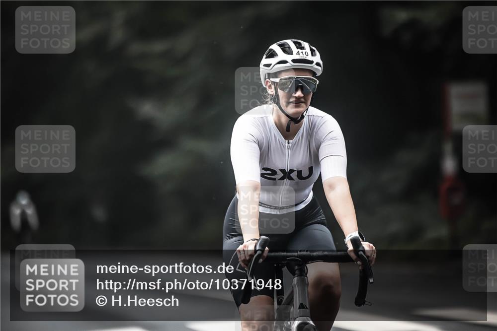13.09.2026 - Stadtparktriathlon H.Heesch http://msf.ph/oto/10371948 13.09.2026 10:21:38 Radfahren 239, 242, 268, 303, 304, 321, 401, 410, 457, 461 meine-sportfotos.de