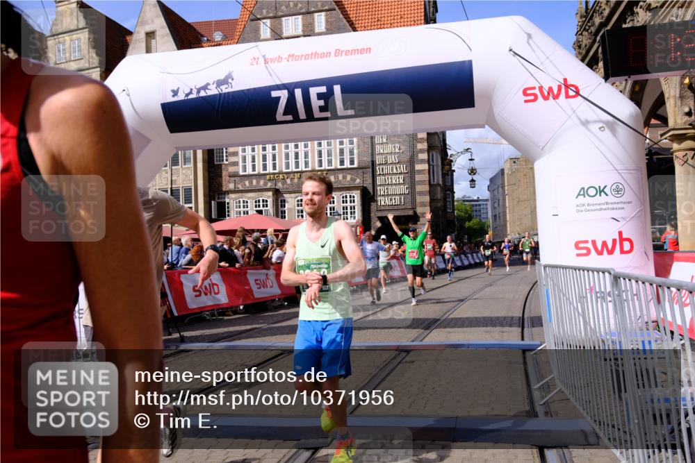 13.09.2026 - 21. swb-Marathon Bremen Tim E. http://msf.ph/oto/10371956 13.09.2026 13:09:09 Ziel 1925, 3110, 3276, 3330, 4033, 4384, 5377, 5517, 5636, 5696, 6842, 6906, 7121, 8555, 9240, 9411, 9702, 9867, 9906, 9911 meine-sportfotos.de