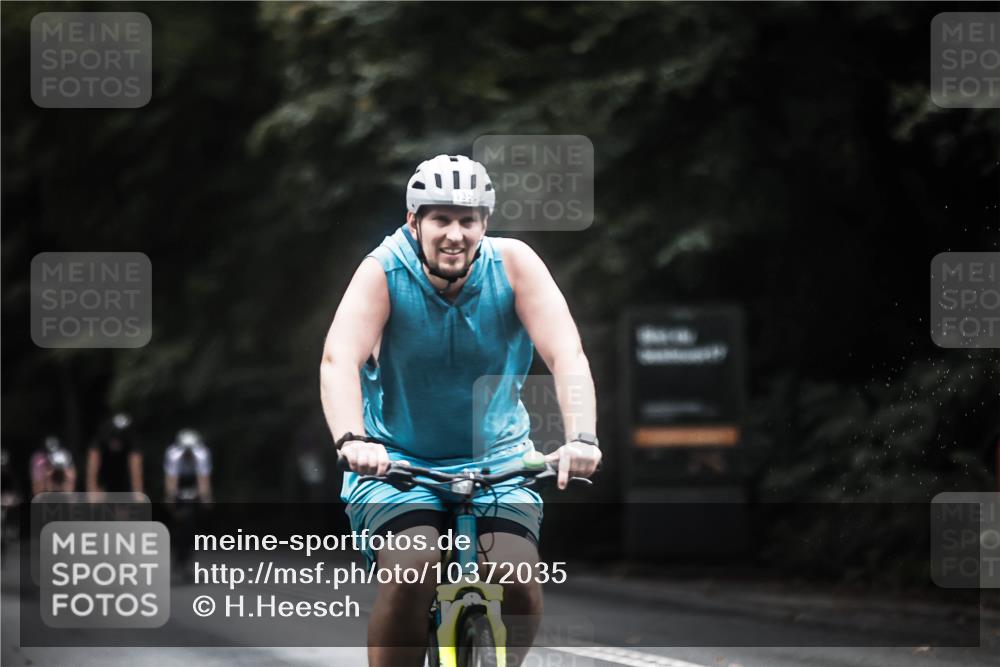 13.09.2026 - Stadtparktriathlon H.Heesch http://msf.ph/oto/10372035 13.09.2026 13:27:06 Radfahren 1350, 1367, 1393, 1409, 1411, 1468, 1478, 1507 meine-sportfotos.de