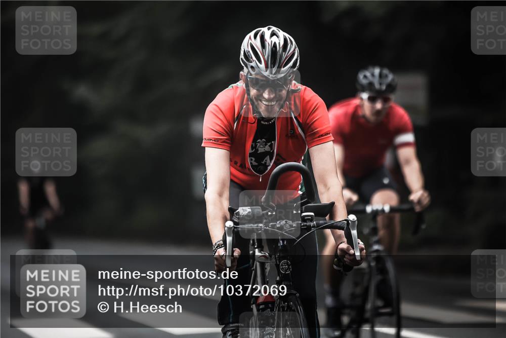 13.09.2026 - Stadtparktriathlon H.Heesch http://msf.ph/oto/10372069 13.09.2026 10:21:48 Radfahren 214, 242, 256, 271, 332, 342, 422, 457, 461 meine-sportfotos.de