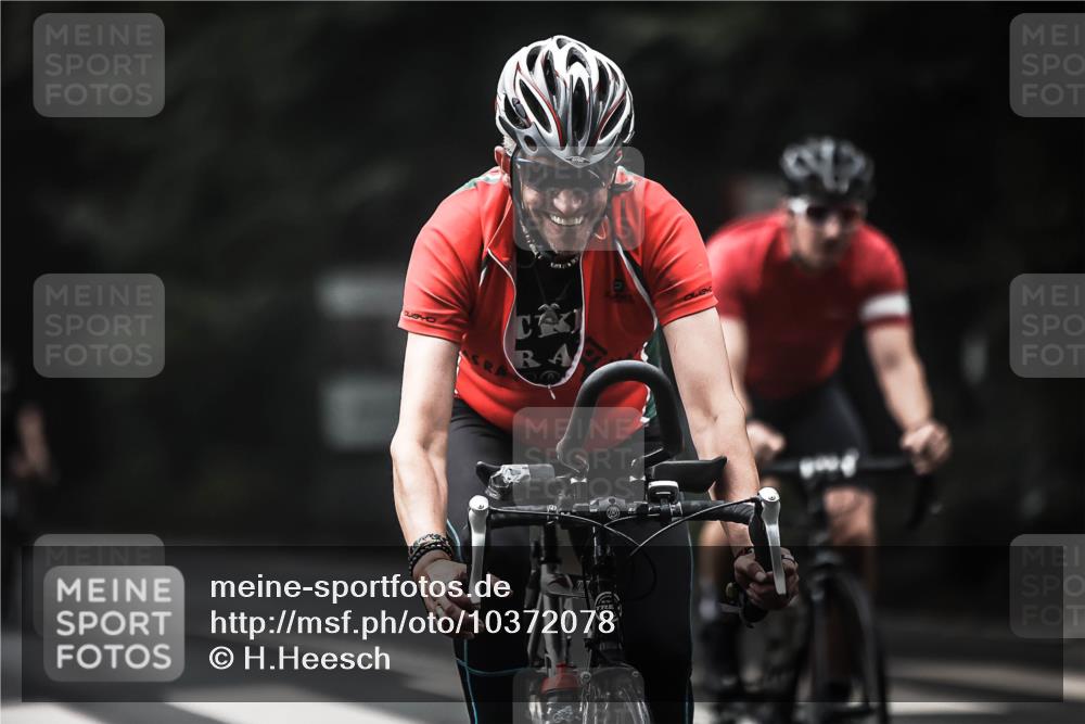 13.09.2026 - Stadtparktriathlon H.Heesch http://msf.ph/oto/10372078 13.09.2026 10:21:48 Radfahren 214, 242, 256, 271, 332, 342, 422, 457, 461 meine-sportfotos.de