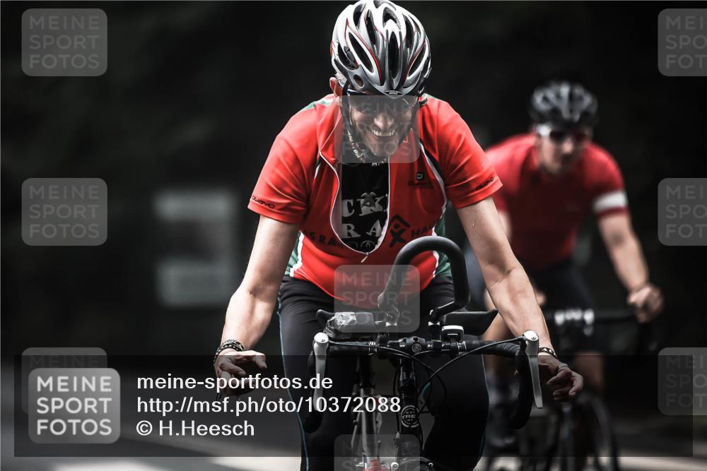 13.09.2026 - Stadtparktriathlon H.Heesch http://msf.ph/oto/10372088 13.09.2026 10:21:48 Radfahren 214, 242, 256, 271, 332, 342, 422, 457, 461 meine-sportfotos.de