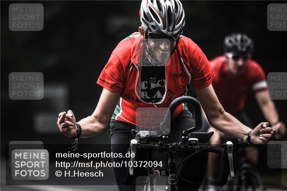 13.09.2026 - Stadtparktriathlon H.Heesch http://msf.ph/oto/10372094 13.09.2026 10:21:48 Radfahren 214, 242, 256, 271, 332, 342, 422, 457, 461 meine-sportfotos.de