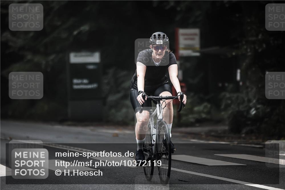 13.09.2026 - Stadtparktriathlon H.Heesch http://msf.ph/oto/10372119 13.09.2026 10:21:51 Radfahren 214, 234, 256, 271, 332, 342, 422 meine-sportfotos.de