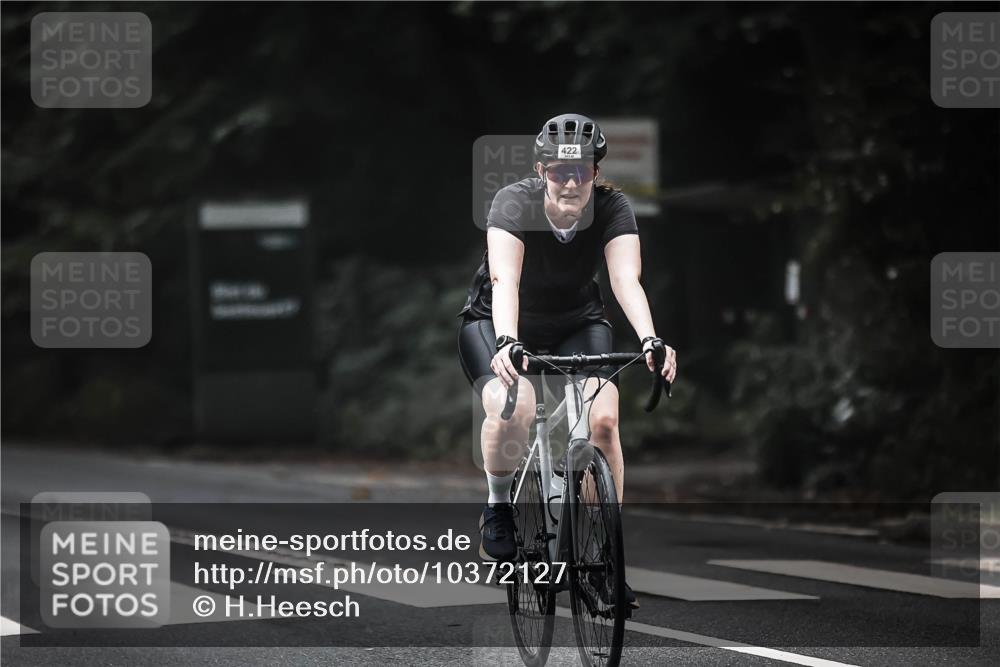 13.09.2026 - Stadtparktriathlon H.Heesch http://msf.ph/oto/10372127 13.09.2026 10:21:51 Radfahren 214, 234, 256, 271, 332, 342, 422 meine-sportfotos.de