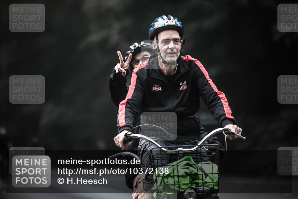 13.09.2026 - Stadtparktriathlon H.Heesch http://msf.ph/oto/10372138 13.09.2026 10:21:52 Radfahren 214, 234, 271, 332, 342, 371, 422 meine-sportfotos.de