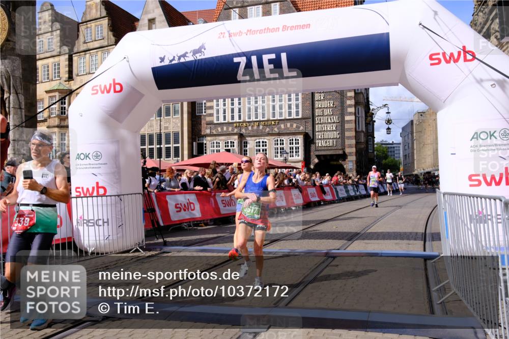 13.09.2026 - 21. swb-Marathon Bremen Tim E. http://msf.ph/oto/10372172 13.09.2026 13:09:16 Ziel 1925, 2287, 2291, 3330, 4384, 5517, 5636, 5696, 6906, 7262, 8120, 8830, 9867, 9906, 9911 meine-sportfotos.de