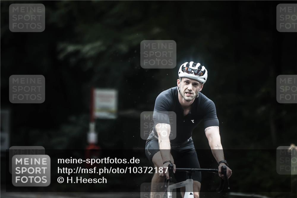 13.09.2026 - Stadtparktriathlon H.Heesch http://msf.ph/oto/10372187 13.09.2026 13:27:19 Radfahren 1258, 1325, 1352, 1363, 1477, 1497, 1530 meine-sportfotos.de